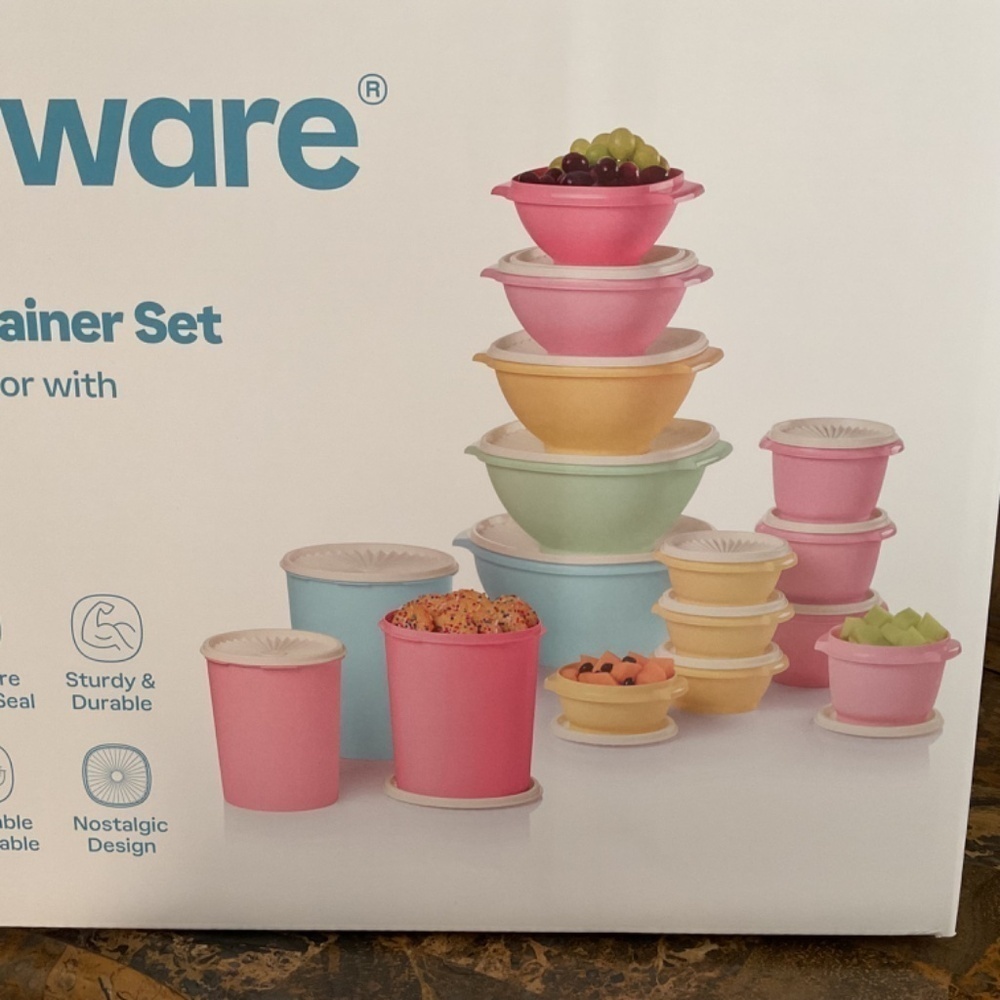 New with box Tupperware Heritage Collection 32 Piece Food Storage Container Set - Picture 2 of 14